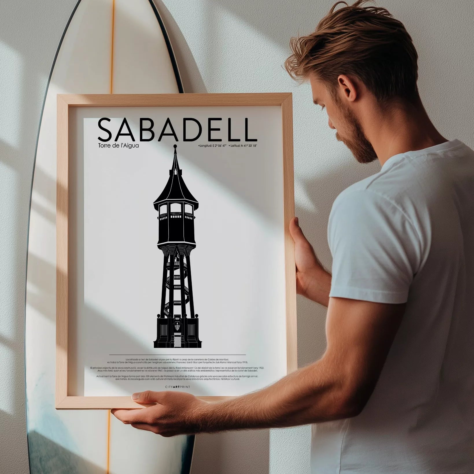 Póster artístico de la Torre de l'Aigua, icono modernista de Barcelona
